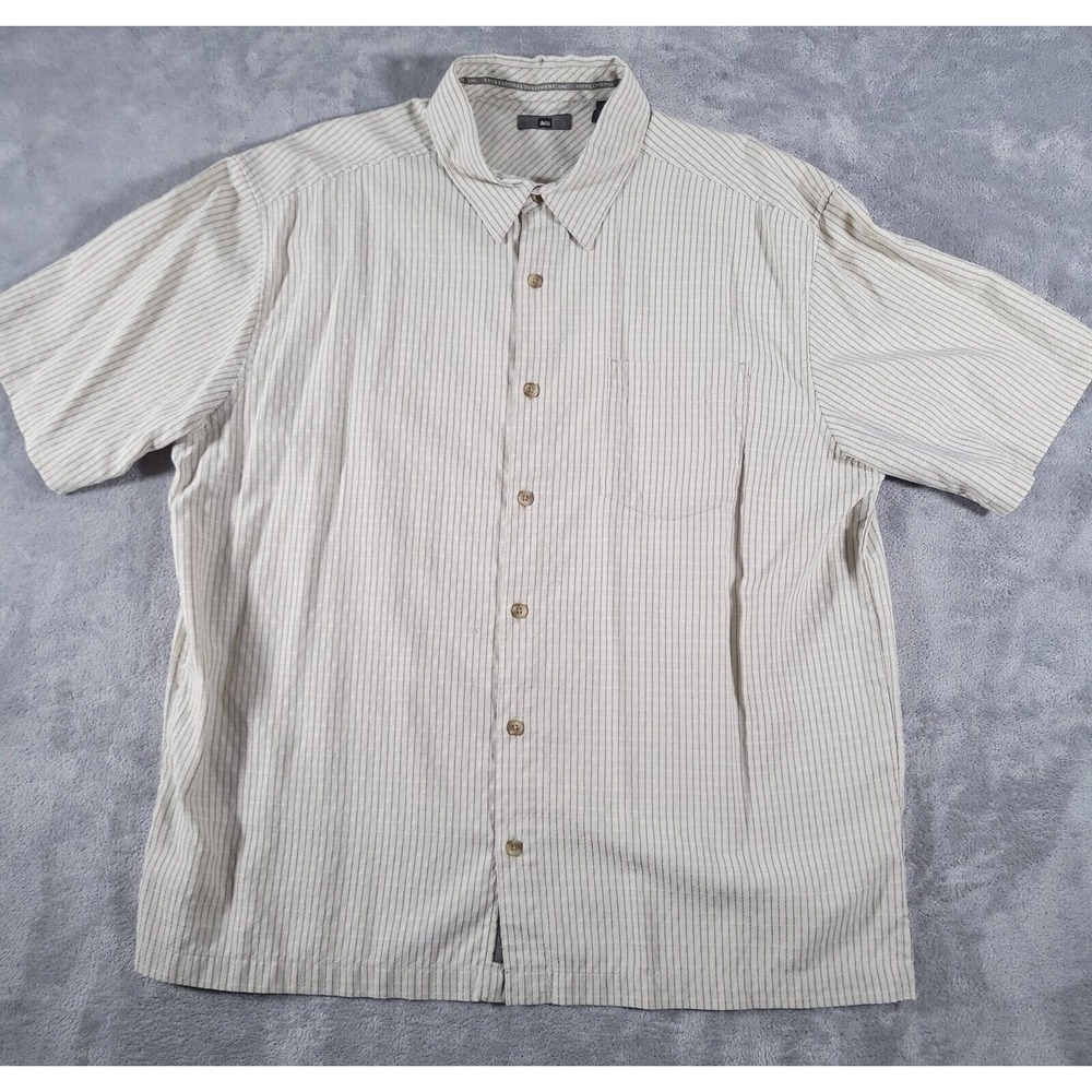 REI Button Shirt Mens XL Beige‎ Green Striped Short Sleeve Pocket Rayon Vintage